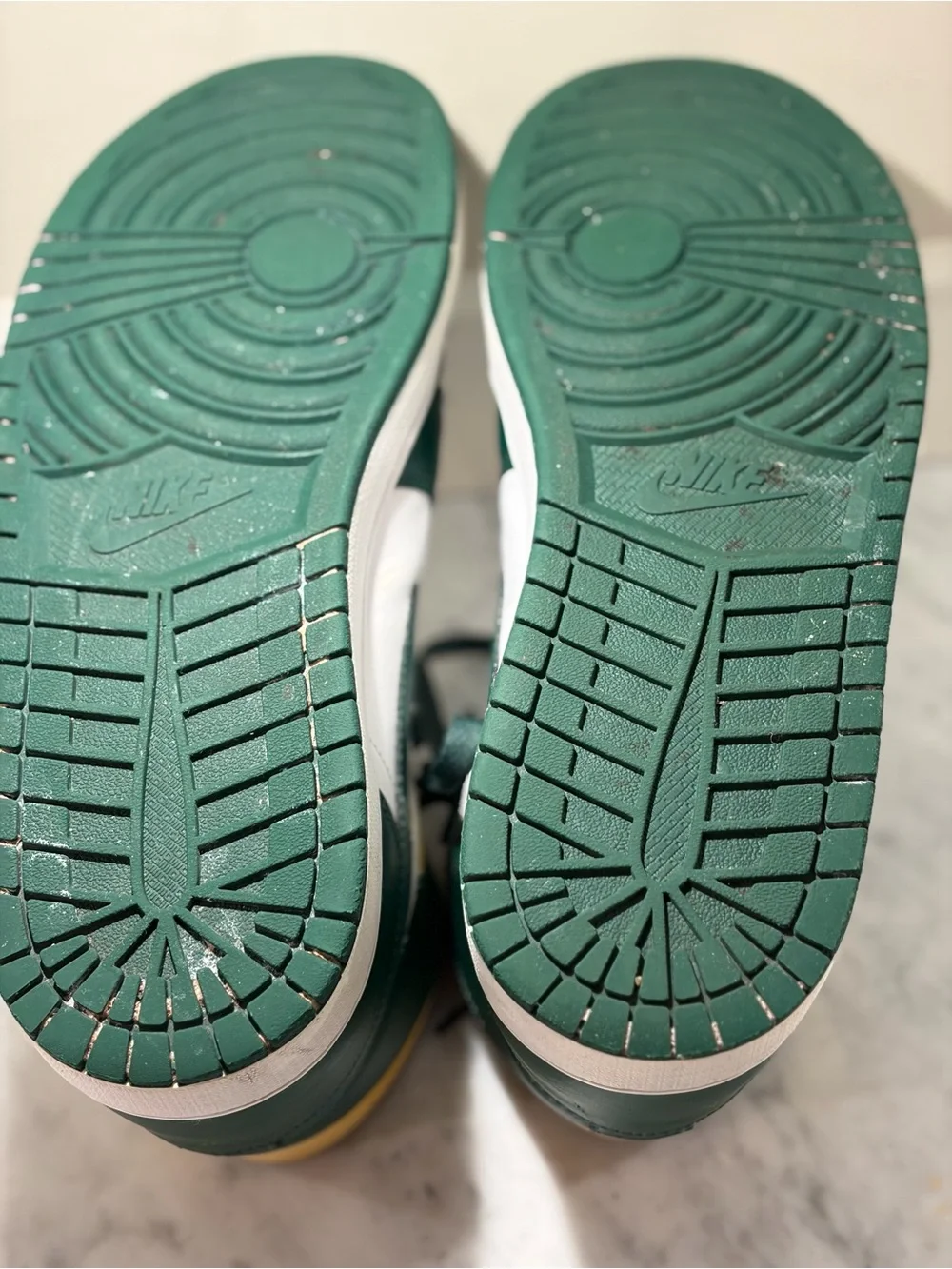 Very Good Air Jordan 1 Mid 'Sonics' Sneakers - in Green, Yellow & White Size 13